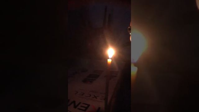 Как поджечь свечку без огня смотреть онлайн