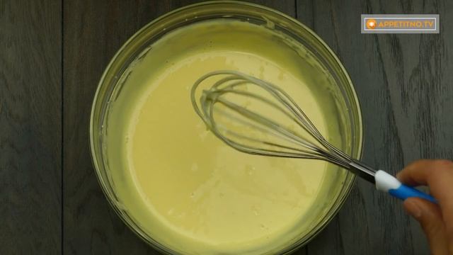 Самое вкусное и самое простое в приготовлении - ореховое пирожное с белым шоколадом. | Appetitno.TV смотреть онлайн