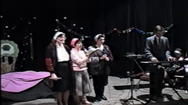 Прислушайтесь Рождественскою ночью смотреть онлайн