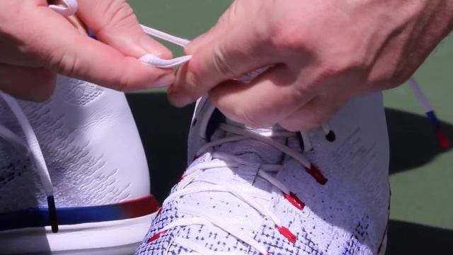 BASKETBALL HACK: How to INCREASE LOCKDOWN and PREVENT BLISTERS in Any Sneaker! смотреть онлайн