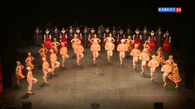 Концерт казачьего ансамбля песни и танца "Ставрополье". 1 и 2 часть смотреть онлайн
