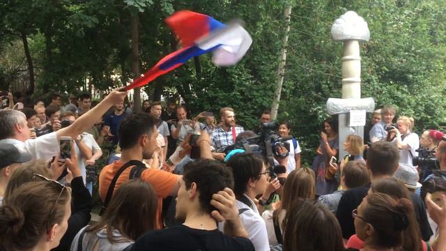 "Я свободен" или ОМОНовское чудо смотреть онлайн