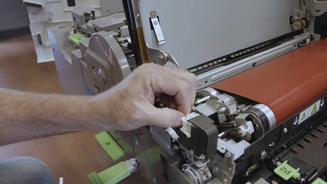 Xerox Versant 180/3100 How to Replace a Fuser Belt Module: X-Digital Tech Tip смотреть онлайн