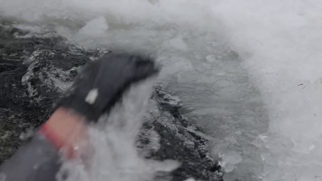 ТОНКИЙ ЛЁД смотреть онлайн