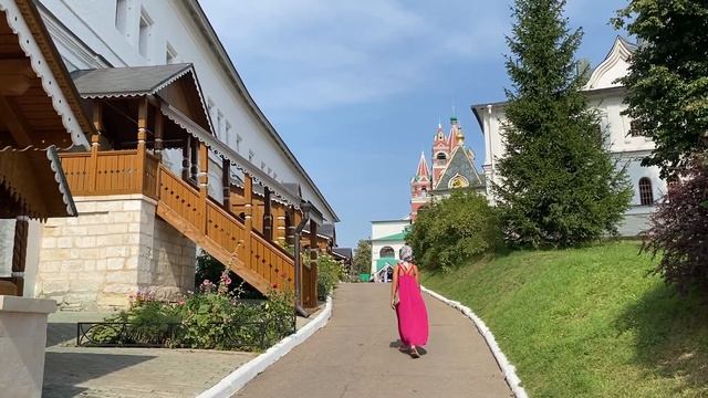 Святые места Подмосковья - Саввино-Сторожевский ставропигиальный мужской монастырь. смотреть онлайн