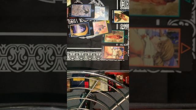 Аврора таро о любви и не только,НОВЫЙ МУЖЧИНА на 4 королевы смотреть онлайн