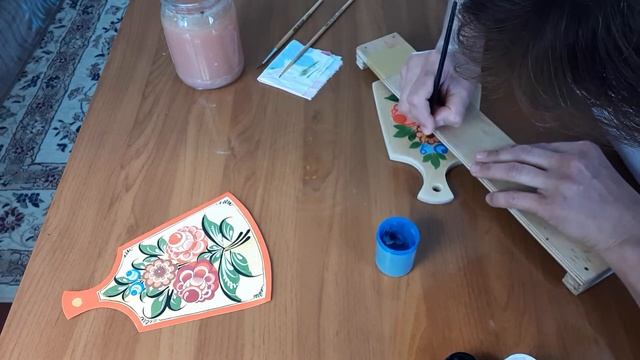 Мастер – класс по росписи разделочной доски «Городецкая роспись»