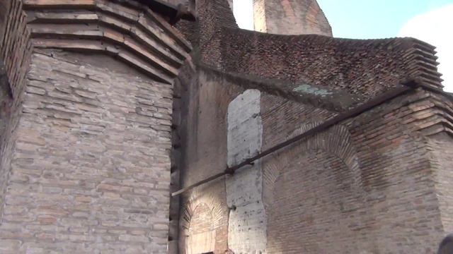 Рим. Внутри Колизея. смотреть онлайн