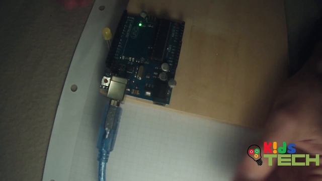 Es blinkt so schön | Arduino blink Sketch | Arduino #2 смотреть онлайн