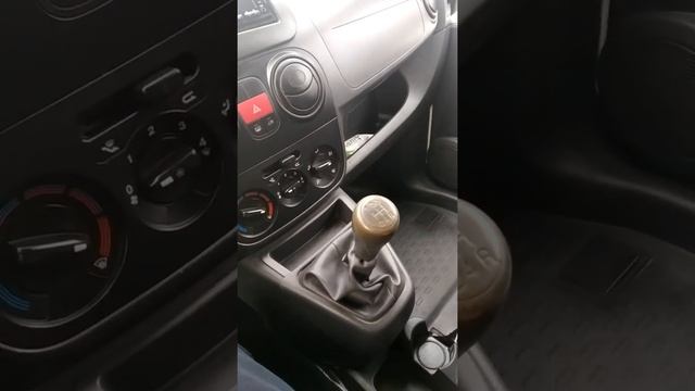 Peugeot bipper не включается задняя передача 1.2.5 смотреть онлайн