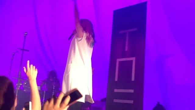 Midnights // Debby Ryan & The Never Ending // Nashville, TN 7/21/15 смотреть онлайн