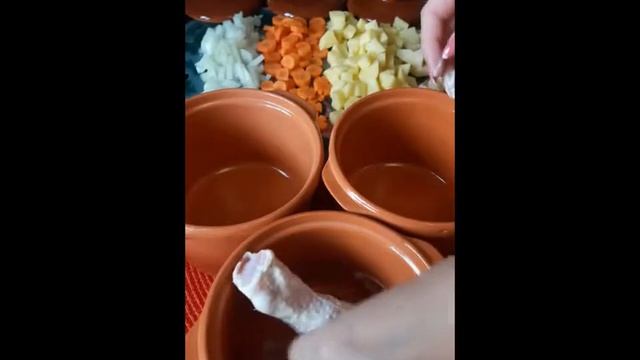 Куриный супчик в горшочке