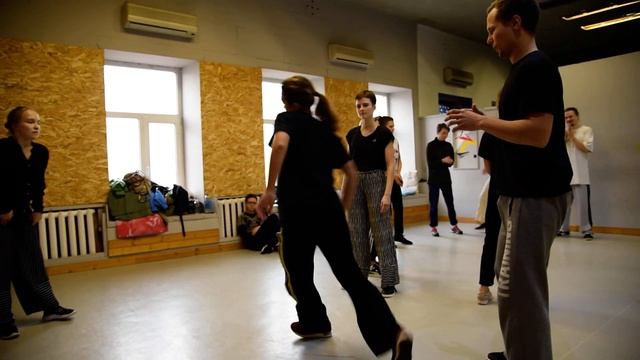 Глубокие корни/Наши студенты/House Dance/Julia смотреть онлайн