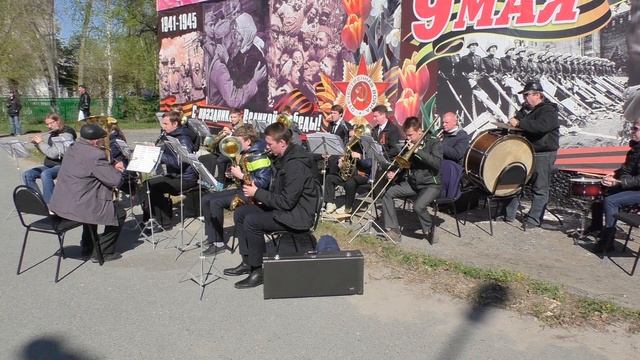 Духовой оркестр ДШИ "Этюд" - Марш Печерского полка смотреть онлайн