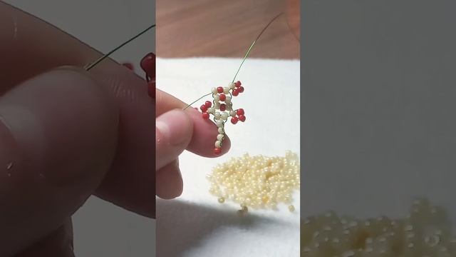 ящерица из бисера на проволоке смотреть онлайн