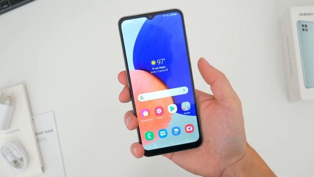Samsung Galaxy A22 5G Unboxing, Hands On & First Impressions! смотреть онлайн