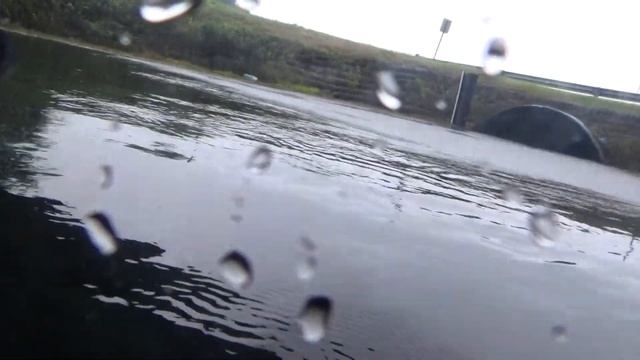 Florida canal under water test while raining . смотреть онлайн