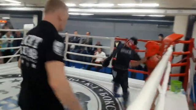 Белобородов GROMIL Даниил (Aкадемия Mуай Tай) 2 раунд. красный угол смотреть онлайн