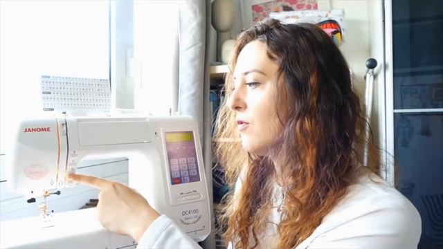 C'est elle la Star ! - Je vous montre ma MACHINE A COUDRE смотреть онлайн