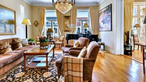 Vintage Home Interiors in a mix of Styles | VINTAGE AND RETRO-STYLE DESIGN #2