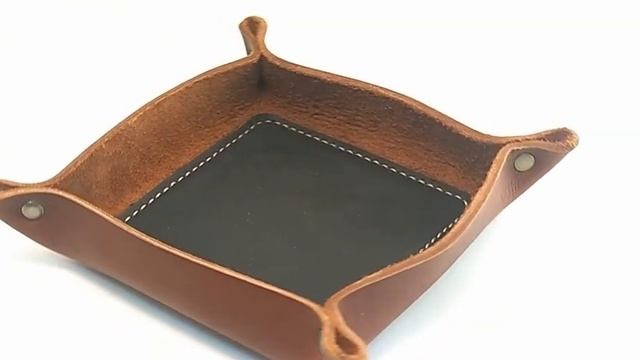 Кожаный лоток для мелочей и украшений, для ключей и интерьера. Кожаные изделия "Kemms Design" смотреть онлайн
