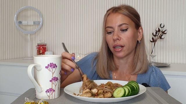 Мукбанг: обалденно вкусная гречневая лапша с курицей и овощами ? / Гороскопы: водолей ♒ кто он? смотреть онлайн