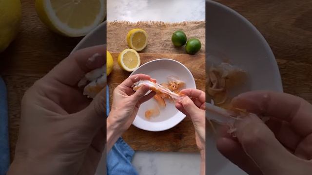 How to peel a prawn in under 30 seconds смотреть онлайн
