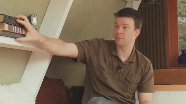 Deek's Transforming $1200 A-Frame Cabin and Plans (Tiny Vacation House) смотреть онлайн