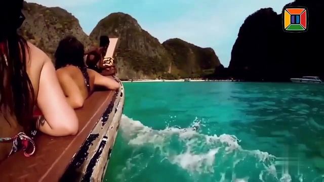 Dancefloor Iconic Party | Catchy Groove House 2023 - Shuffle Dance Music | Ultimate Vibes смотреть онлайн