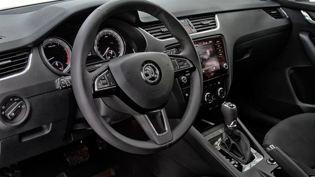Skoda показала Октавию с интерьером из свекольных отходов смотреть онлайн