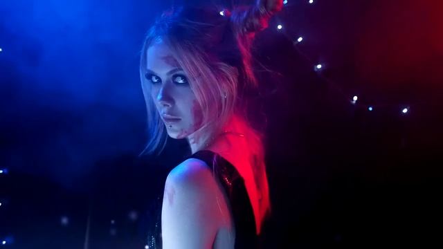 Фотосессия в неоновом свете | Photoshoot In Neon Lights (Hurts - Lights BEHIND THE SCENES)