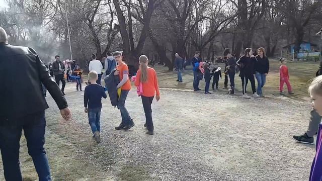 Масленица. Чуть не укусила собака, немного полетали и неплохо провели время смотреть онлайн