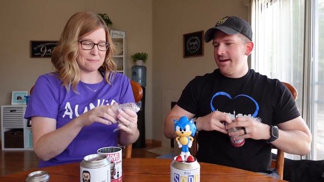 Funko Soda First Look at Sloth and Frankenstein Jr | Channel Take Over смотреть онлайн