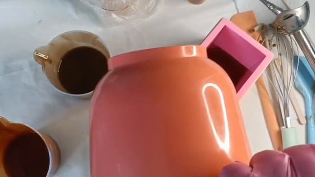 Варим вкусномыльное натуральное мыло со специями #натуральноемыло смотреть онлайн