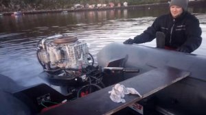 Дизельный мотор на лодке посейдон 520