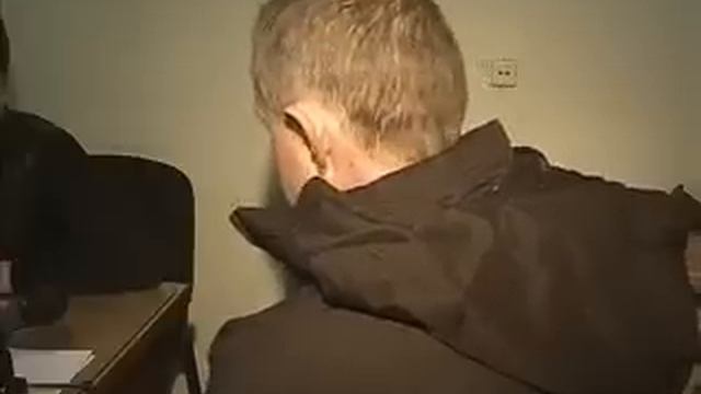 Рубят елки в центре города смотреть онлайн