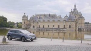 2017 RENAULT ESPACE INITIALE PARIS l Driving Scenes