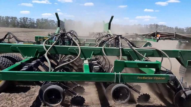 Джон Дир Россия! John Deere 8335R Russia!