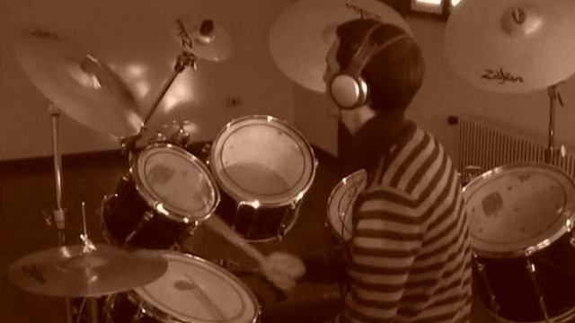 Nirvana - Smells like teen spirit (Drum cover) смотреть онлайн