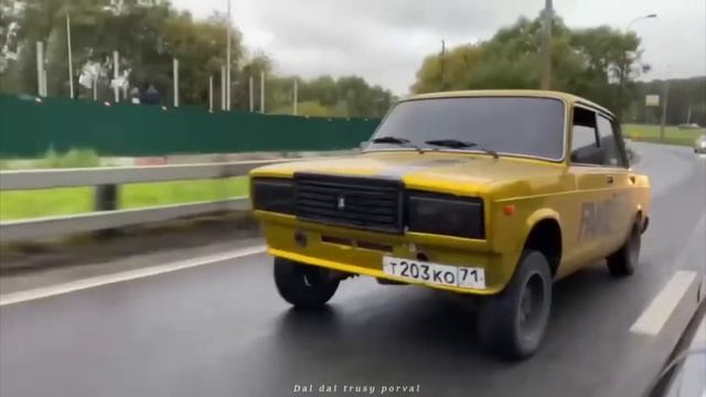 ?Оперская езда шум гам суета смотреть онлайн
