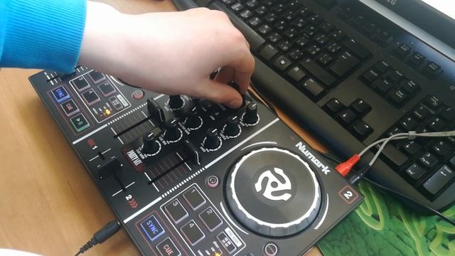 Обзор Numark Party Mix обзор и тест смотреть онлайн