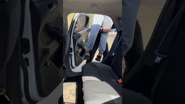 Сбежала  ????????????????