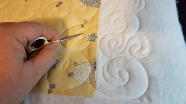 Swirl vs Curl - what's the difference? #machinequiltingmonday смотреть онлайн
