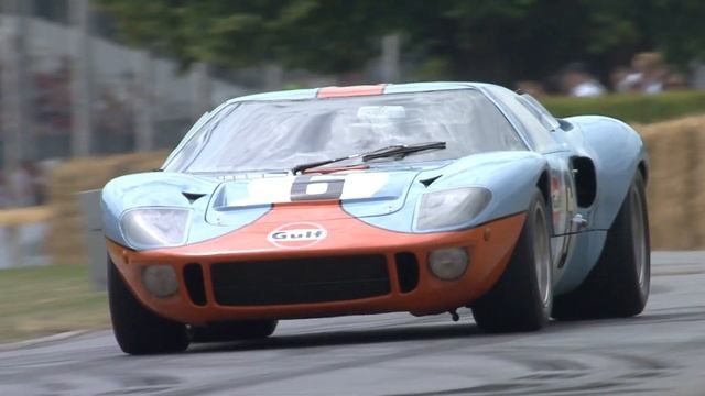 Legendary double Le Mans winning Gulf Ford GT40's victory parade at Goodwood смотреть онлайн