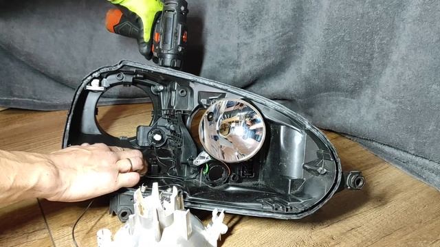 Регулировка фар VW Golf 5 смотреть онлайн