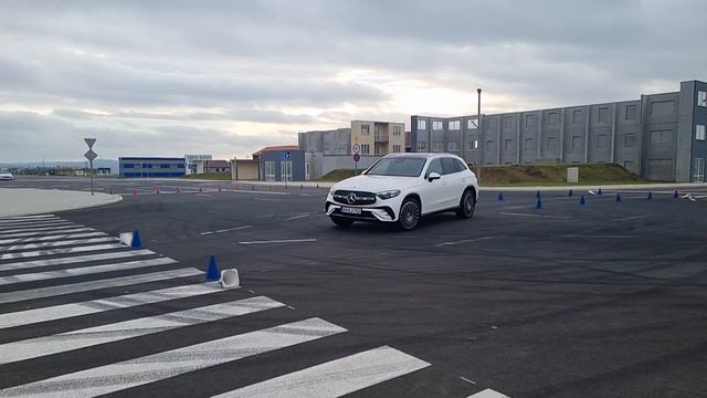 Mercedes-Benz GLC (2022) jávorszarvas teszt смотреть онлайн