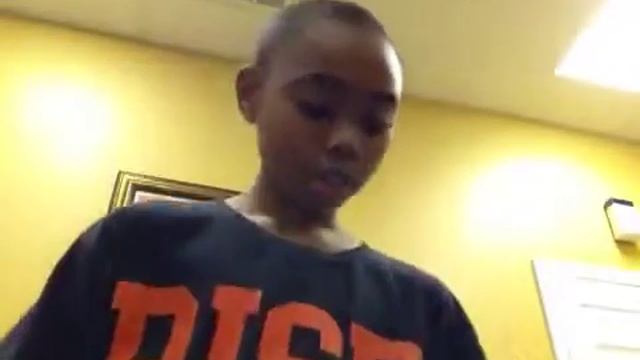 Beats by dr.dre solo Hd смотреть онлайн