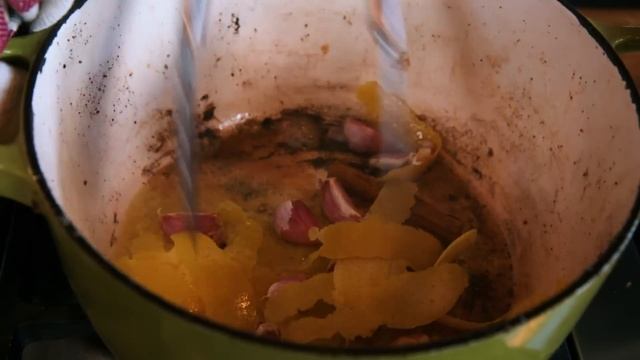 Chicken in Milk?! | Jamie Oliver & Gennaro Contaldo смотреть онлайн