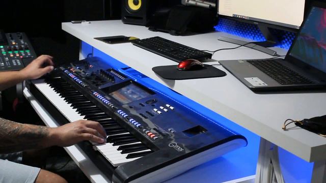 Stumblin' In - Cover Yamaha Genos смотреть онлайн