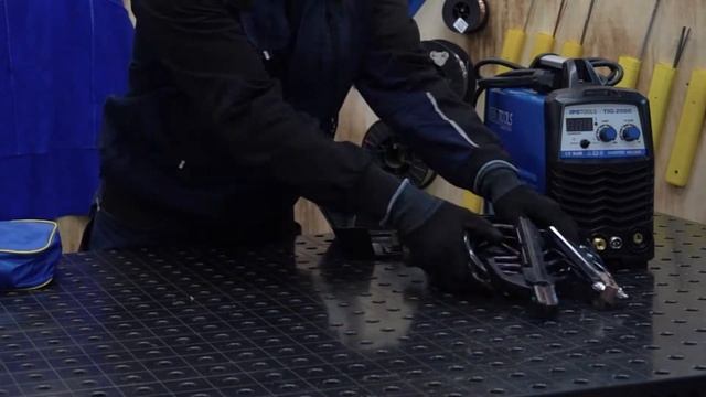 ?? TIG 200R | UNBOXING